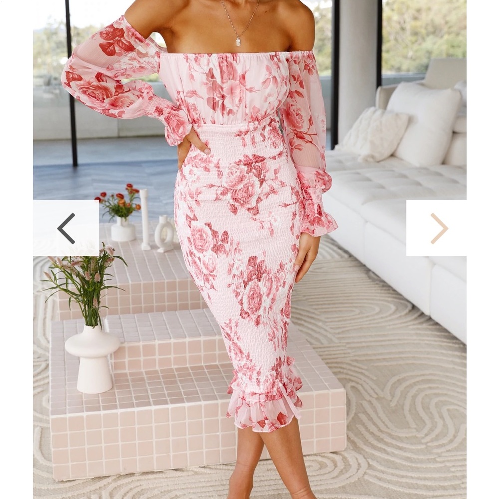 Red and White Off-Shoulder Bodycon Midi Dress